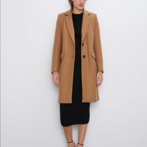 Zara small tan coat with two black buttons